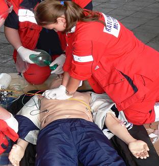 http://ambulans.info.pl/uploads/images/szkolenia.JPG